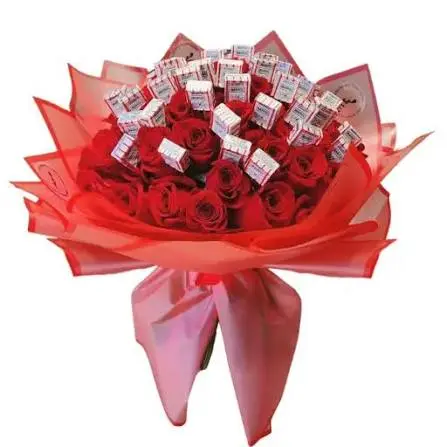 Ramo de 50 rosas rojas importadas y marroc